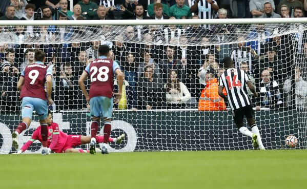 Newcastle beats Burnley 2-0 to secure 3rd straight Premier League win | AP News