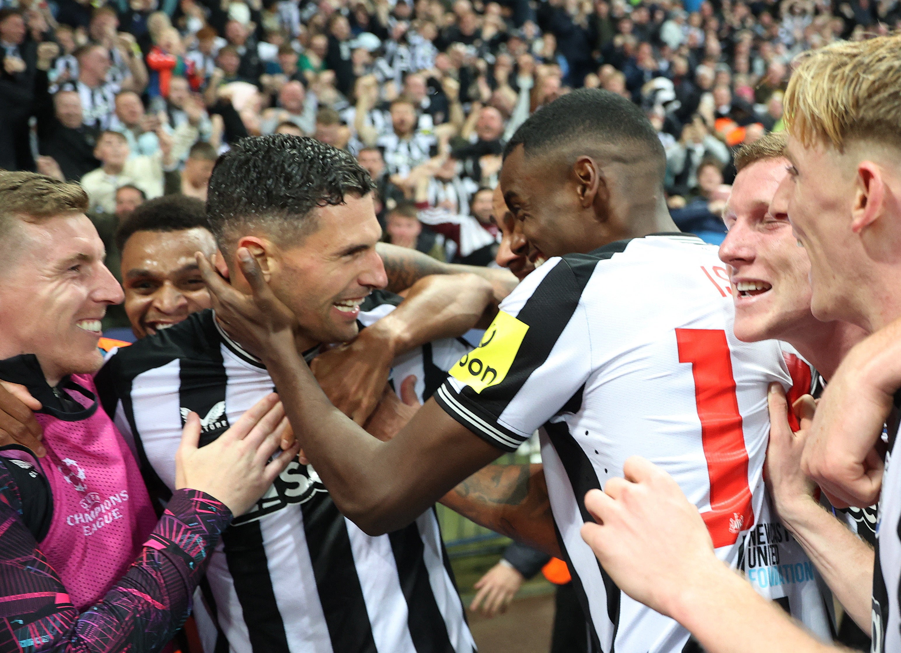 Newcastle vs PSG LIVE: Champions League latest score and goal updates as  Fabian Schar screamer completes thrashing | The Independent
